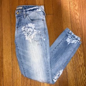 Free People Low Rise Floral Printed Jeans size 26